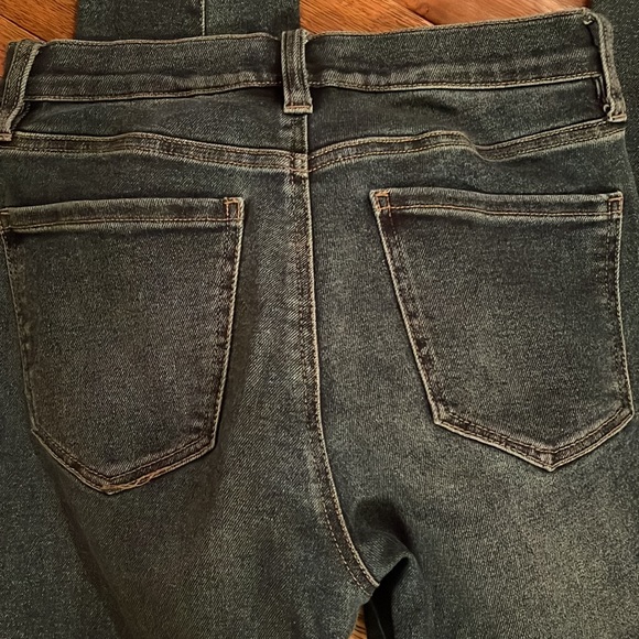 Distressed denim skinnys - Picture 5 of 5